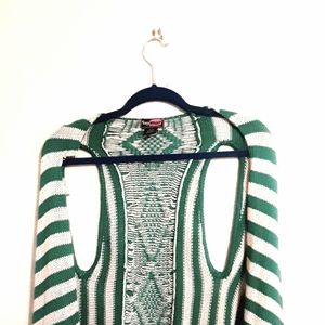 MULTICOLOUR STRIPED SWEATER VEST